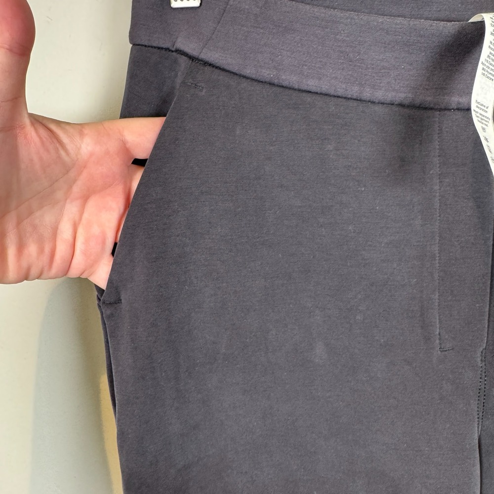 Lululemon Softstreme Relaxed High-Rise Pant‎ Joggers Black W5DP7S Womens Size 8 - Picture 4 of 10